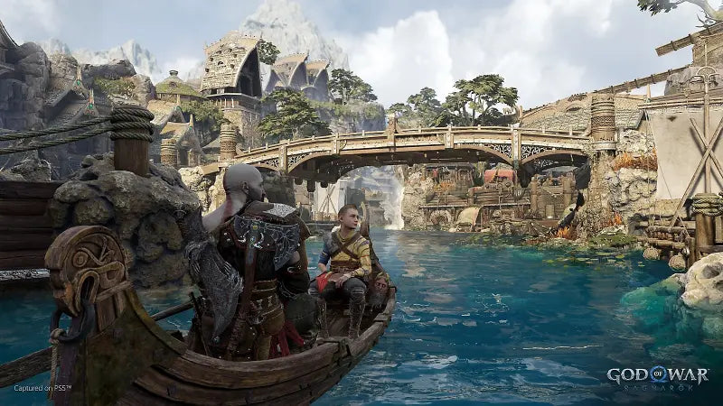 God of War Ragnarok Físico para PS4 - Nuevo